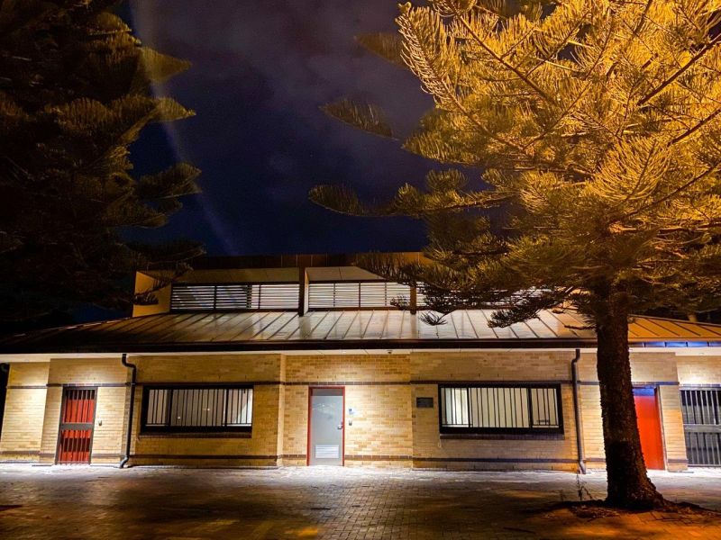 Yarra Bay amenities 1.jpg